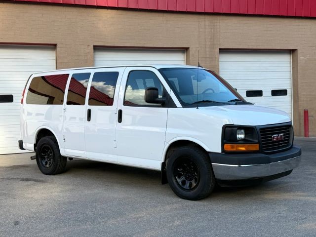 2014 GMC Savana Passenger 1LS
